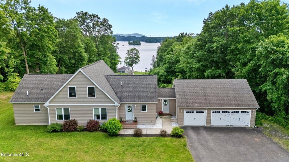 139 Bull Hill Rd Photo 1