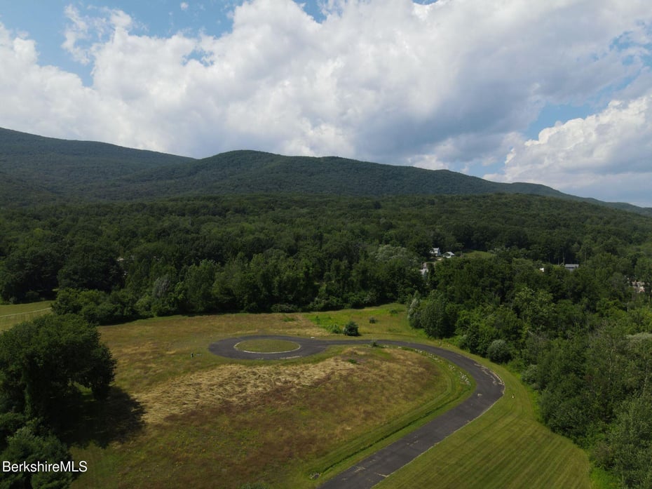 Lot 9 W Maple St Photo 1