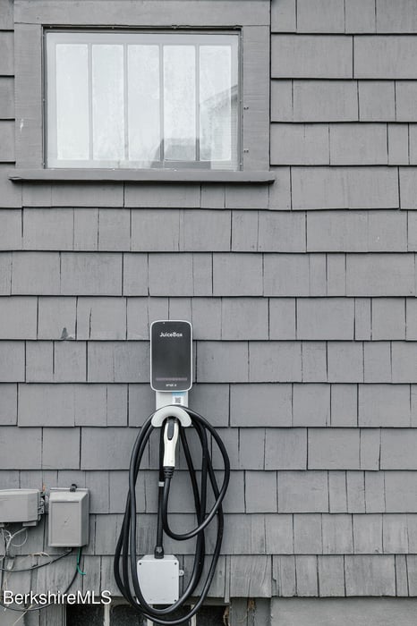 215 Prospect St Photo 39