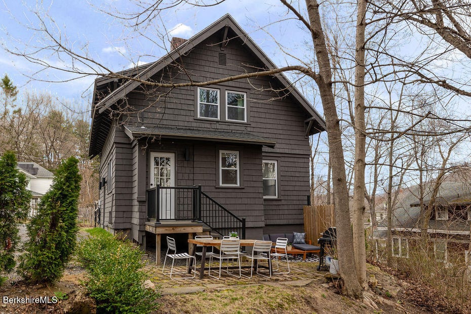 215 Prospect St Photo 36