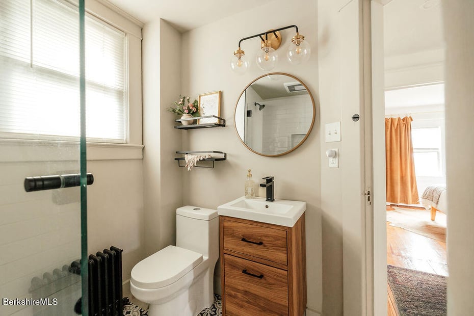 215 Prospect St Photo 30