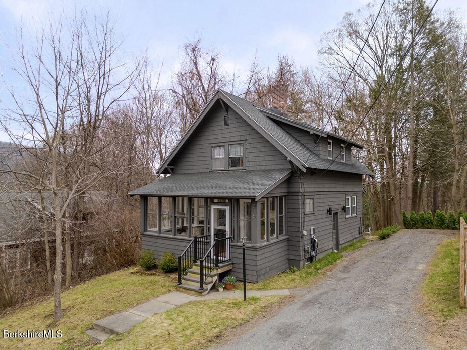 215 Prospect St Photo 34