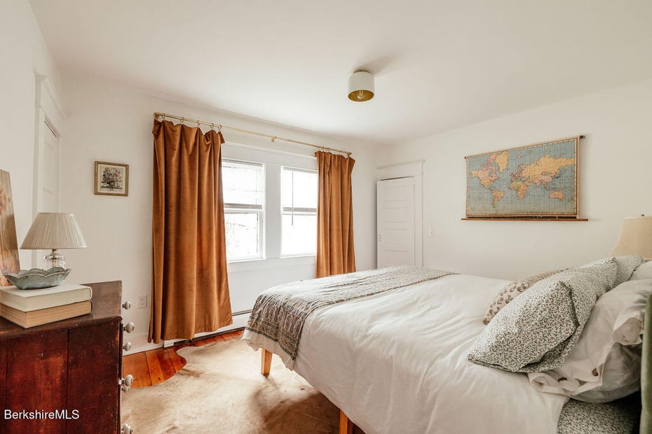 215 Prospect St Photo 28