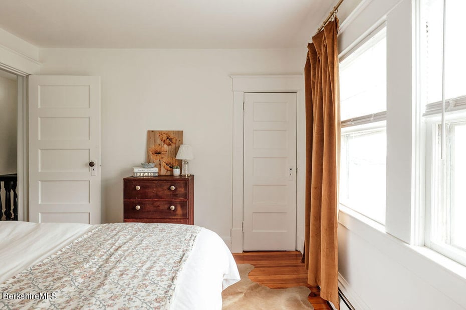 215 Prospect St Photo 27