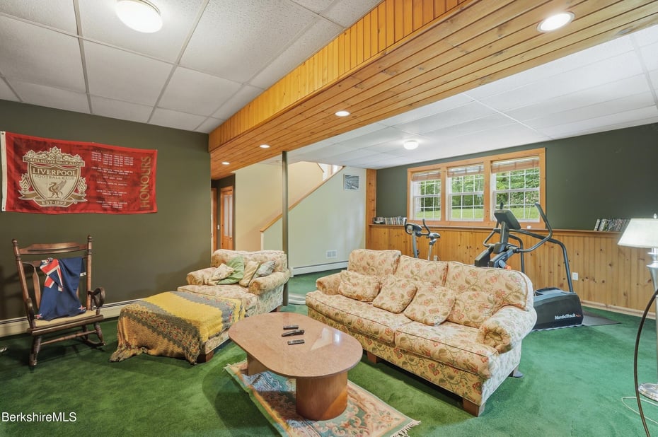 28 Mountain Pond Ln Photo 67