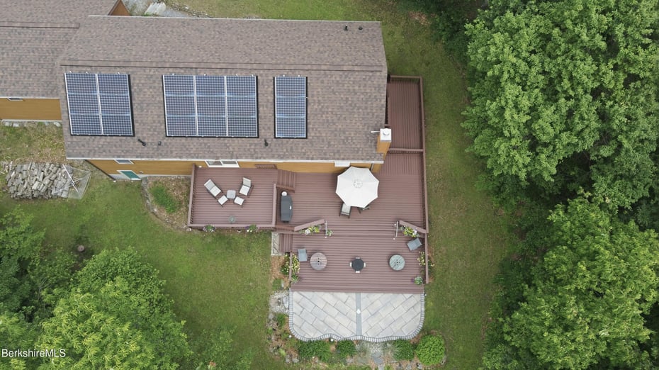 28 Mountain Pond Ln Photo 7