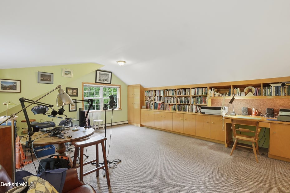 28 Mountain Pond Ln Photo 58