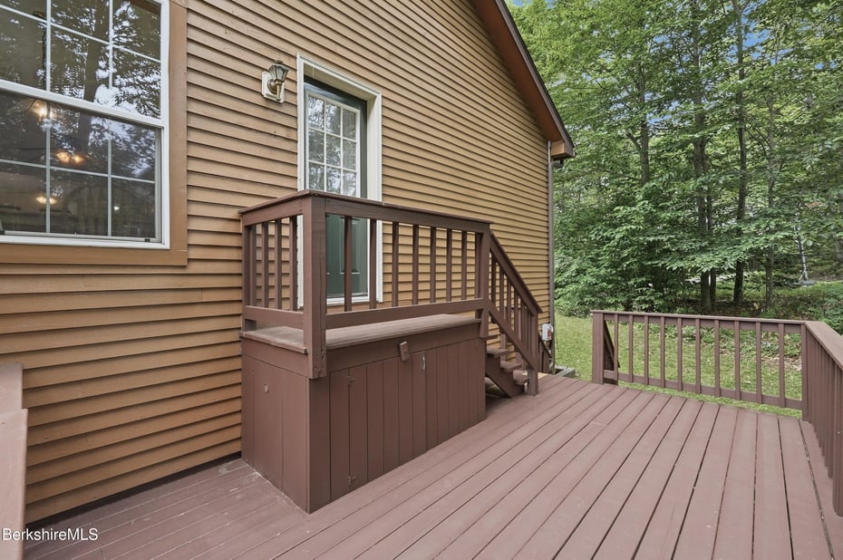 28 Mountain Pond Ln Photo 22