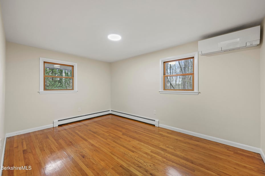 627 Lenox Rd Photo 26