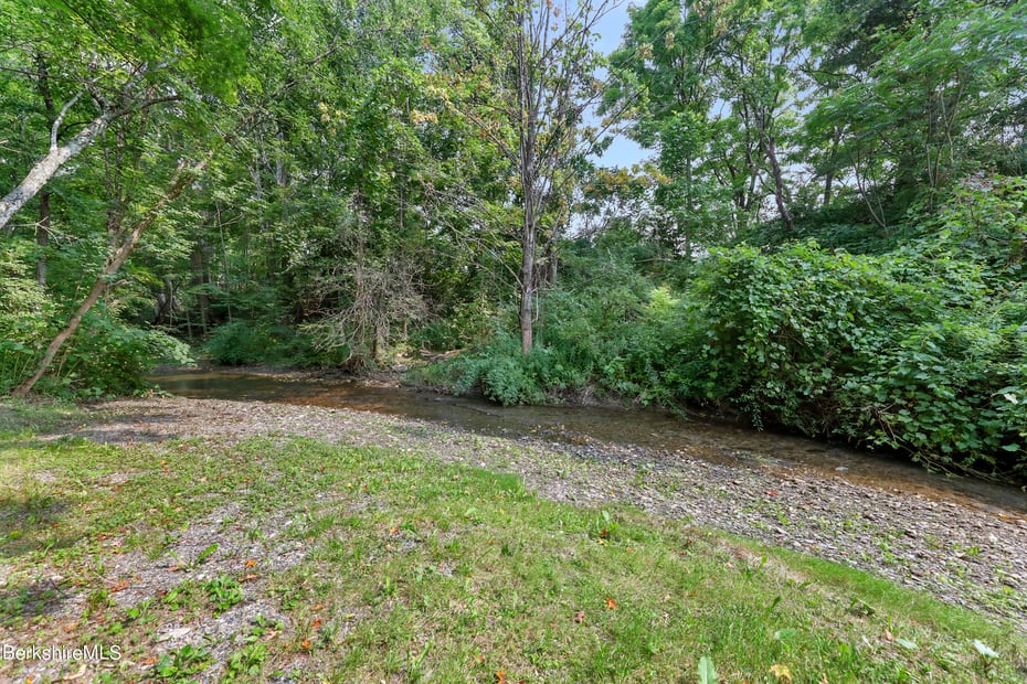19 Lynne Ct Photo 62