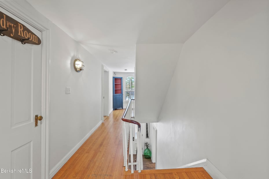 295 Blair Rd Photo 27