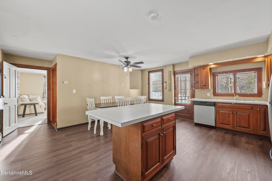 295 Blair Rd Photo 58