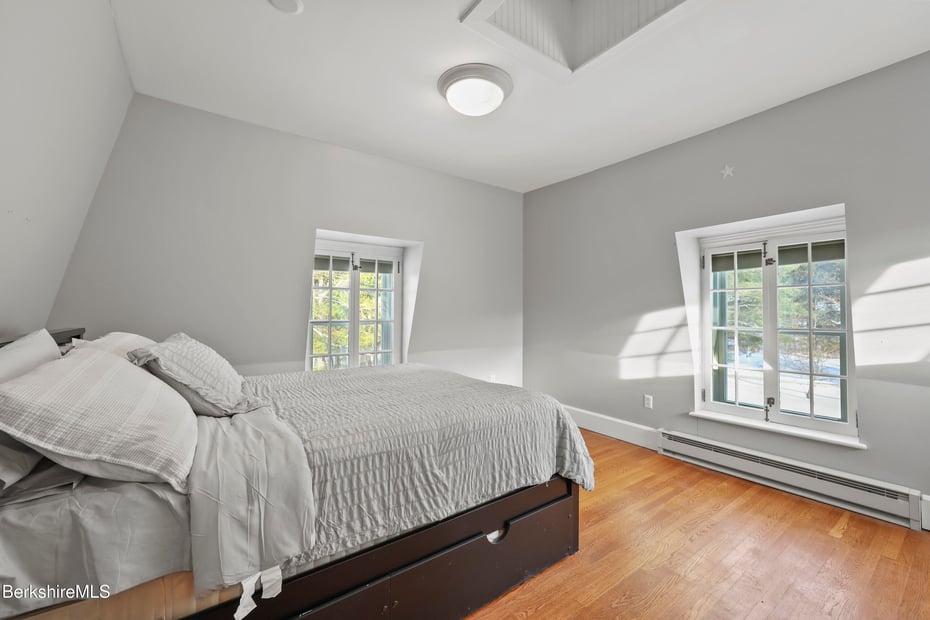 295 Blair Rd Photo 44