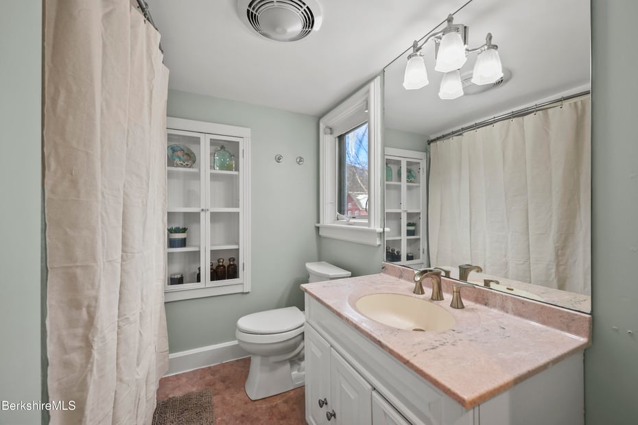 295 Blair Rd Photo 42