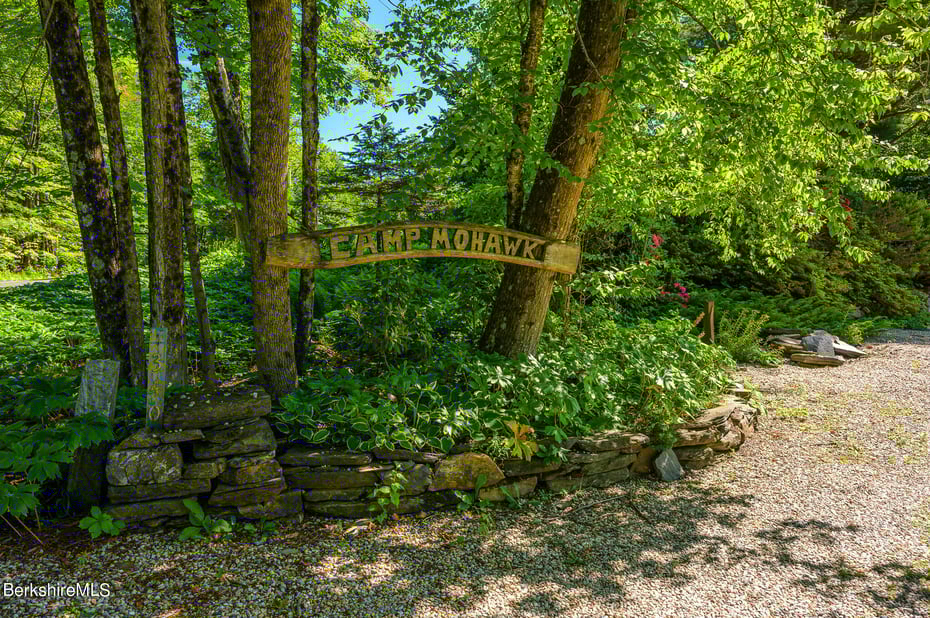 350 Old Cheshire Rd Photo 12