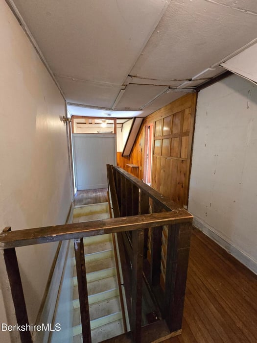 450 River Rd Photo 35