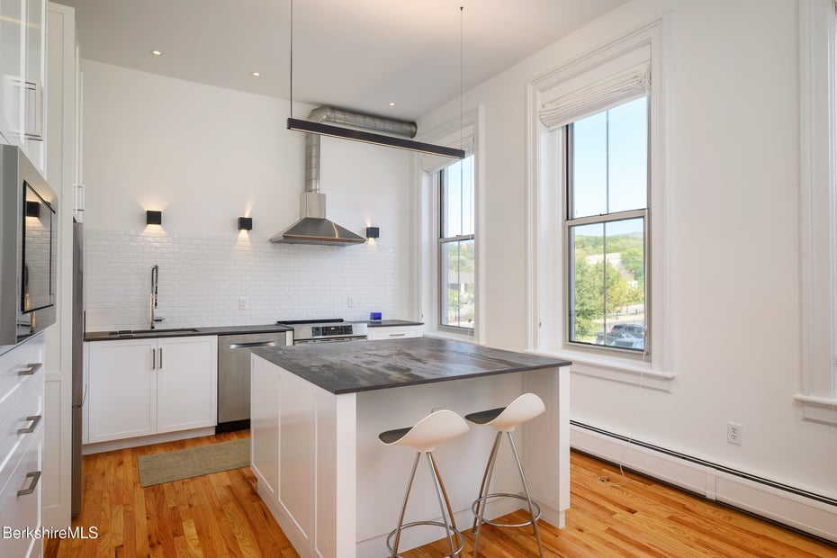 32 Holden St #32 Photo 6