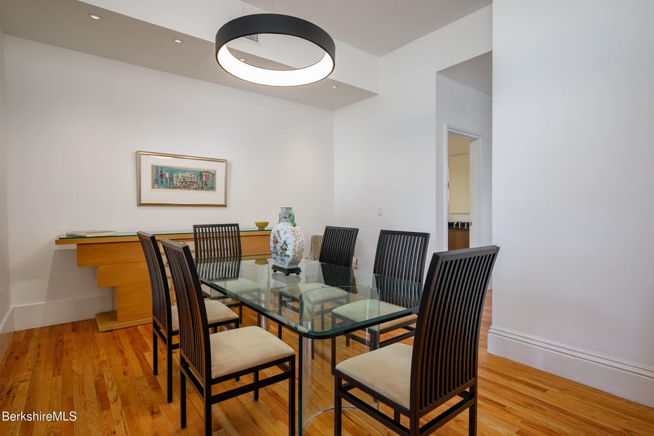 32 Holden St #32 Photo 14