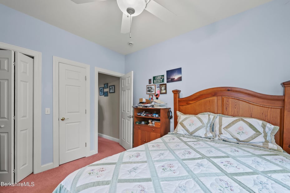 275 Pine Cone Ln Photo 26