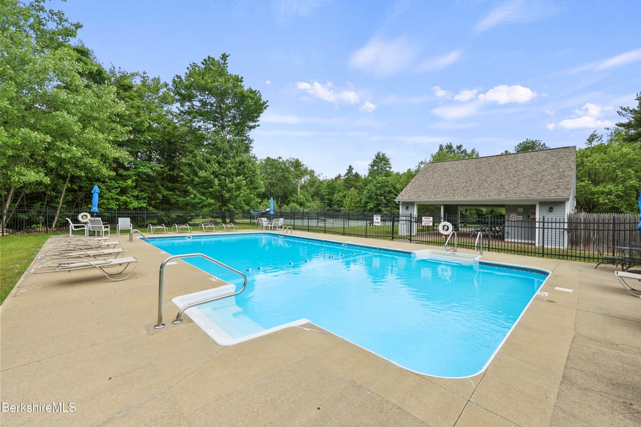 275 Pine Cone Ln Photo 56