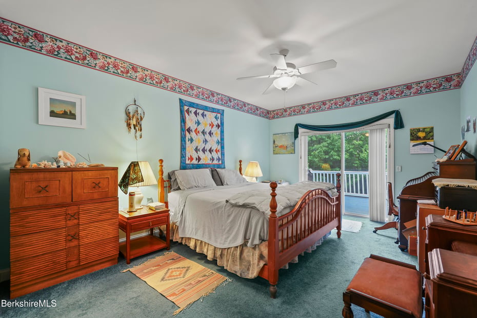 275 Pine Cone Ln Photo 21