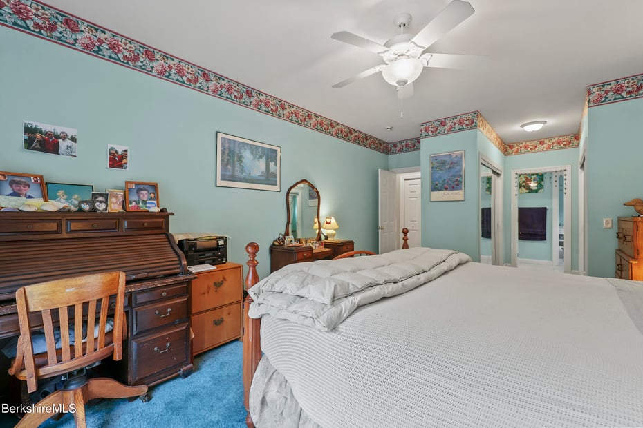 275 Pine Cone Ln Photo 22