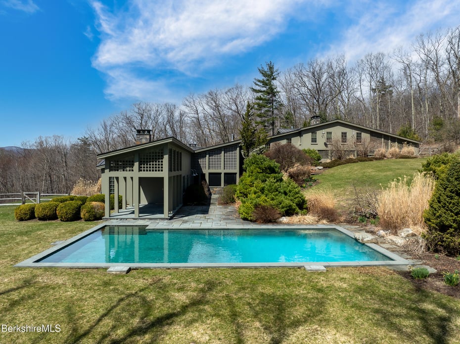 123 Chestnut St Photo 7