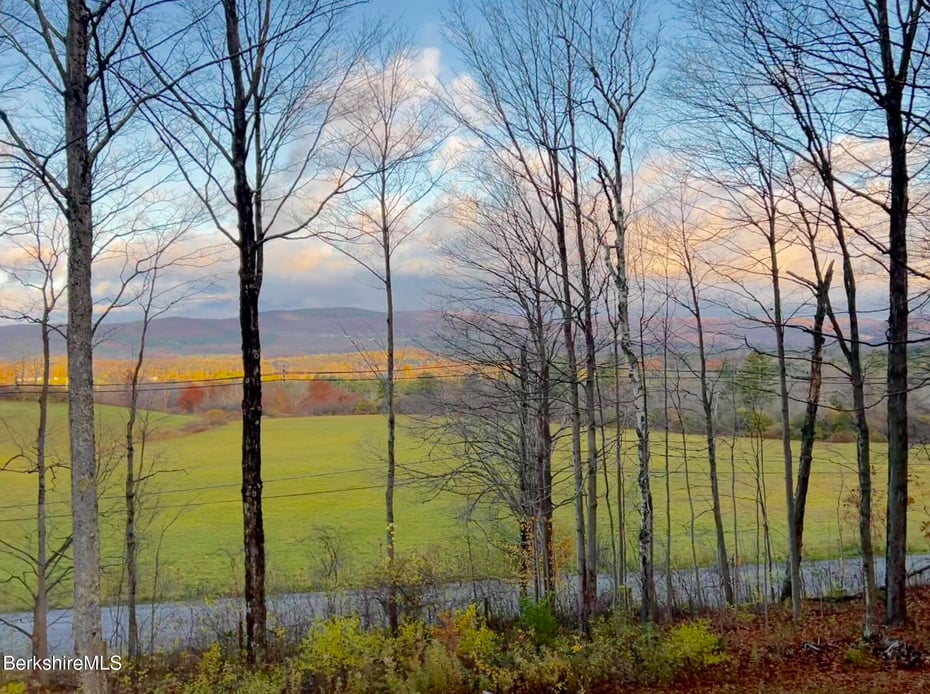 15 Reservoir Rd Photo 5