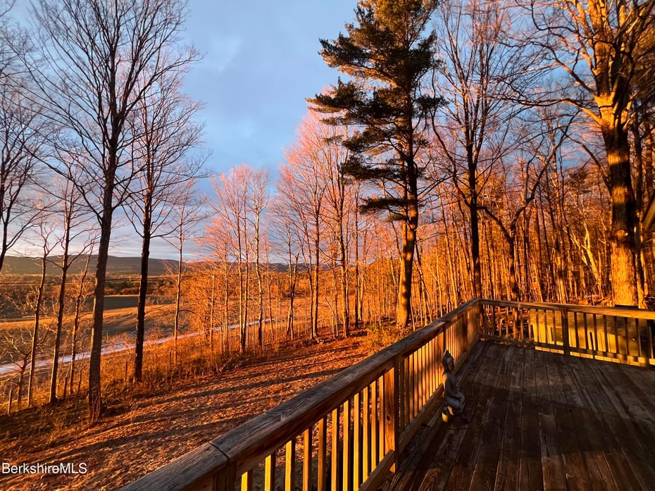 15 Reservoir Rd Photo 9