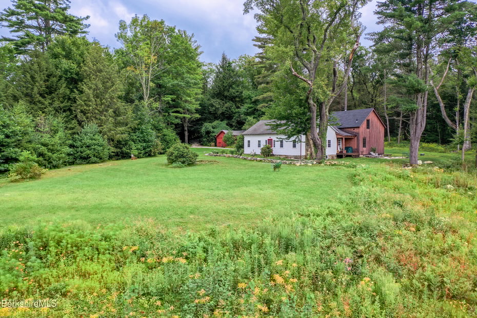 18 South Beech Plain Rd Photo 32