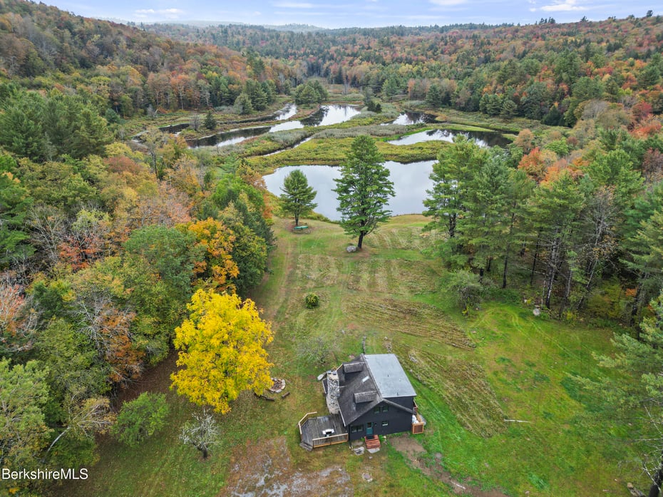 327 Chester Rd Photo 4