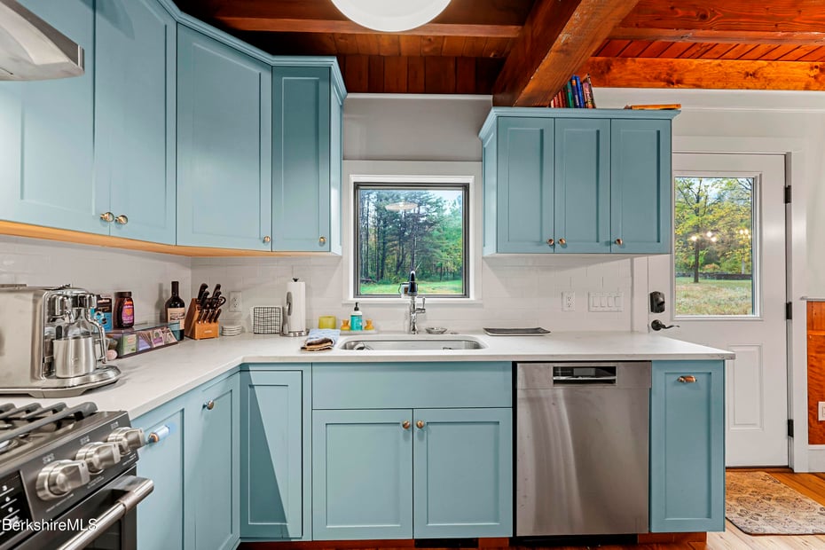 327 Chester Rd Photo 23