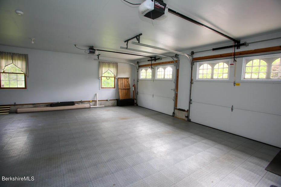 15 Holly Cir Photo 31