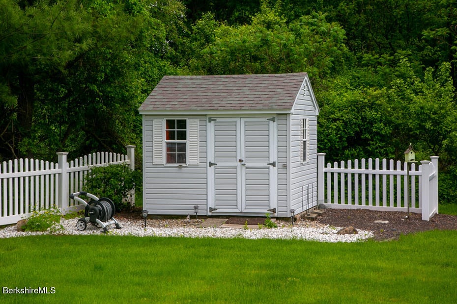 15 Holly Cir Photo 24