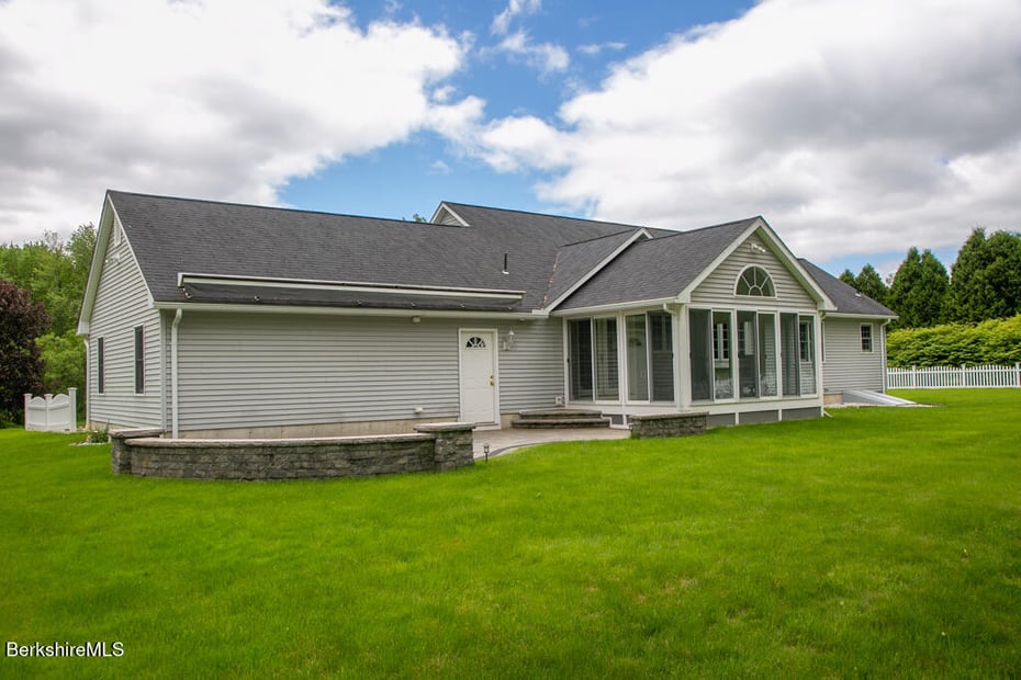 15 Holly Cir Photo 23