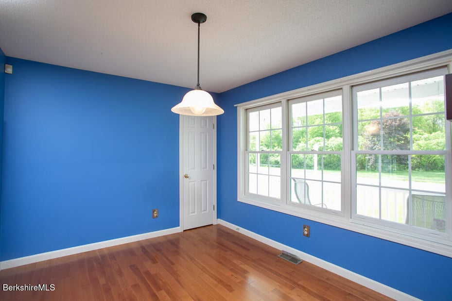 15 Holly Cir Photo 10