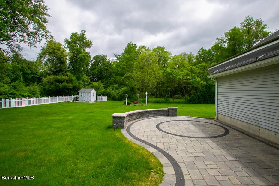 15 Holly Cir Photo 25