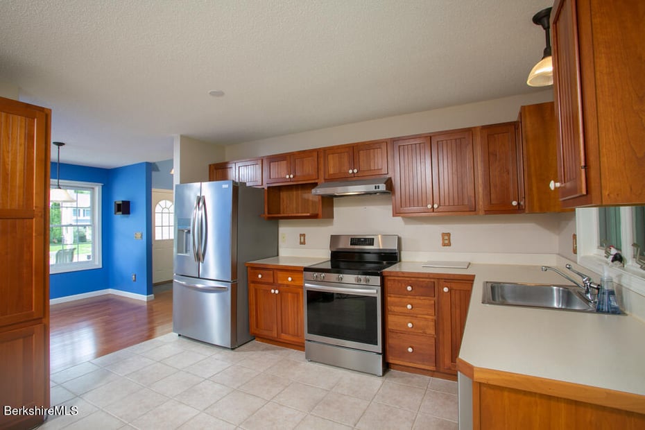 15 Holly Cir Photo 6
