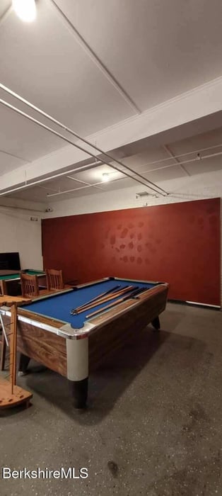 8-10 E Hoosac St Photo 15