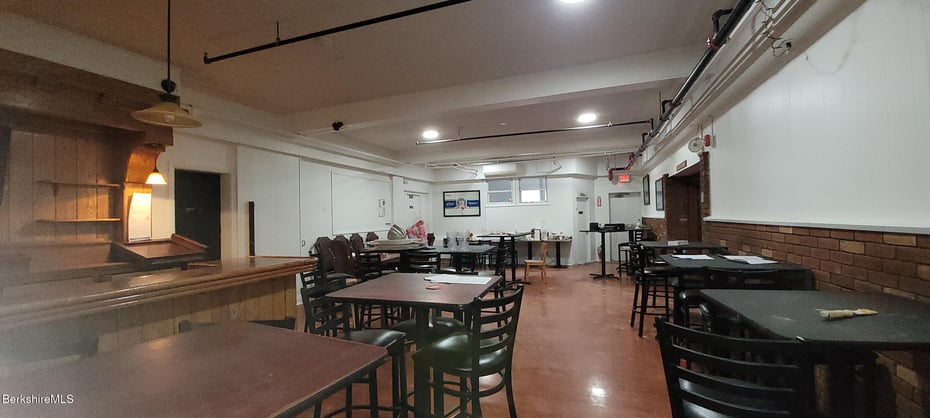 8-10 E Hoosac St Photo 19