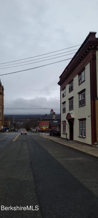 8-10 E Hoosac St Photo 24