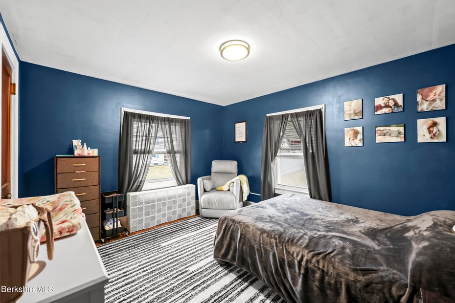 68 Church St Photo 17