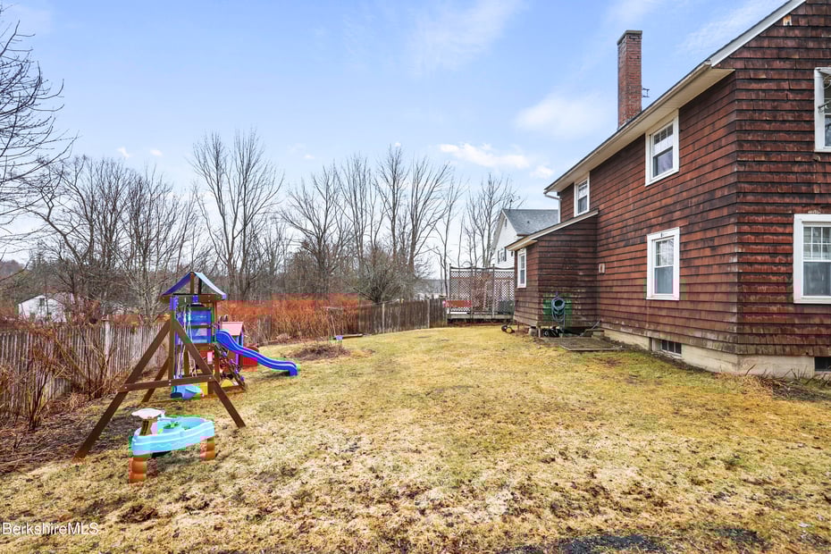 68 Church St Photo 33