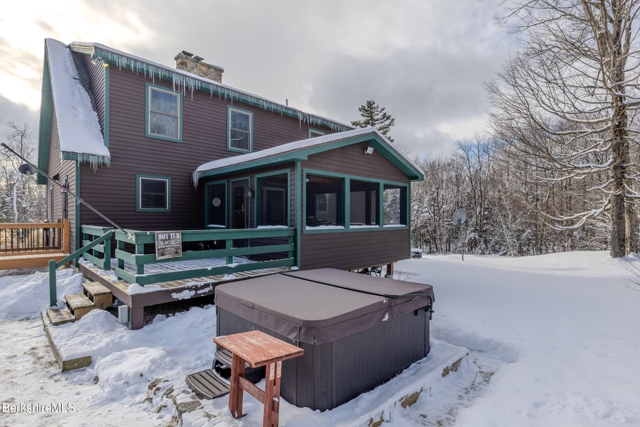 593 Woodmere Rd Photo 39