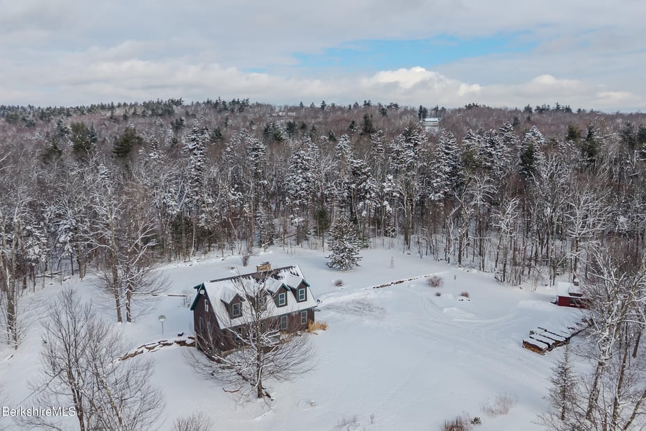 593 Woodmere Rd Photo 33