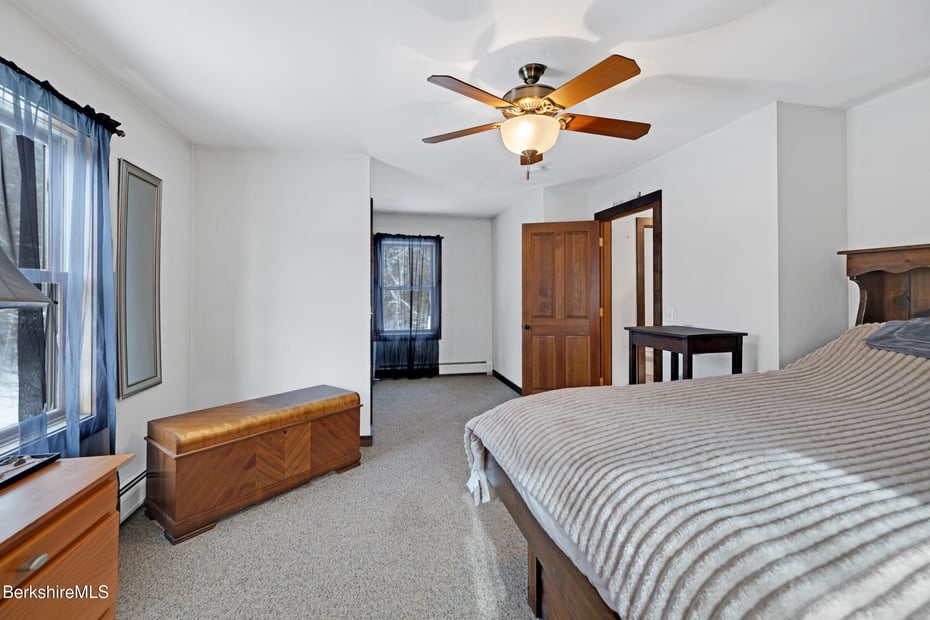 593 Woodmere Rd Photo 20