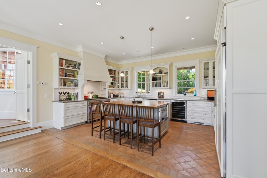 136 Mallery Rd Photo 17