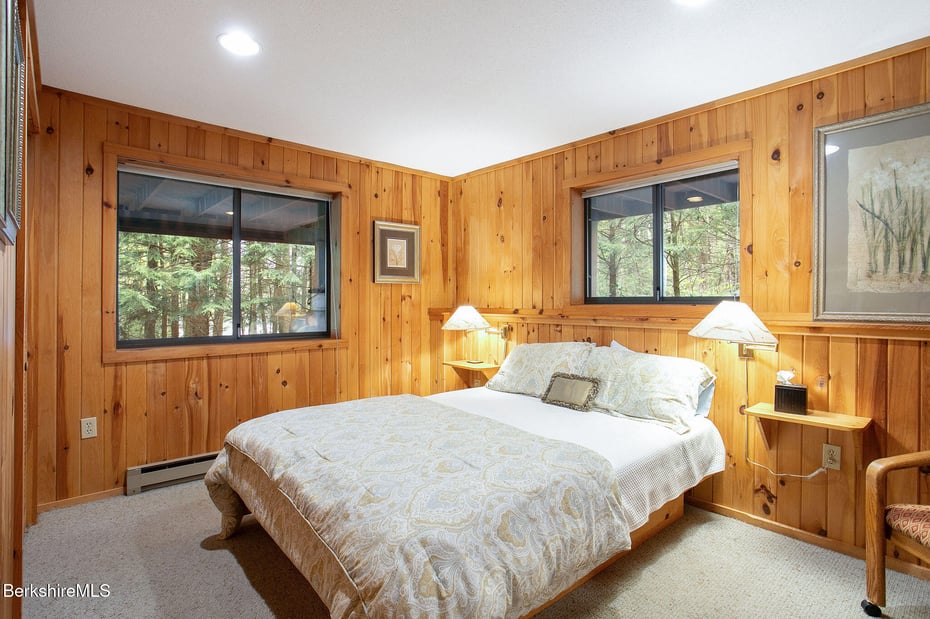 20 Lakeside Ter Photo 39
