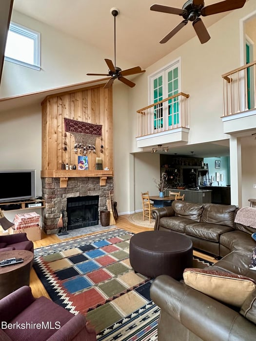 1136 Barker Rd  #66 Photo 11