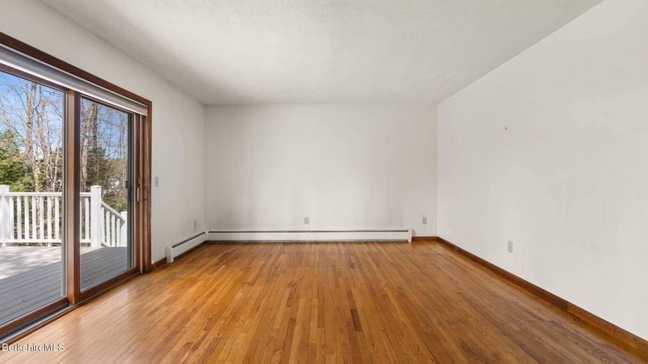 7 Cedar Ln Photo 14
